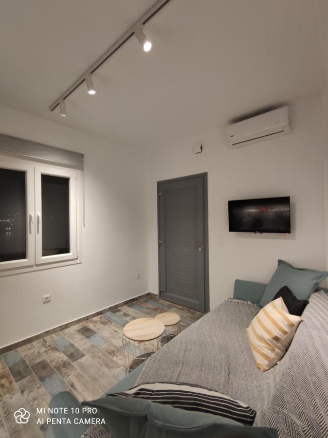 Θίς Luxury Apartments Loutrá Exterior foto